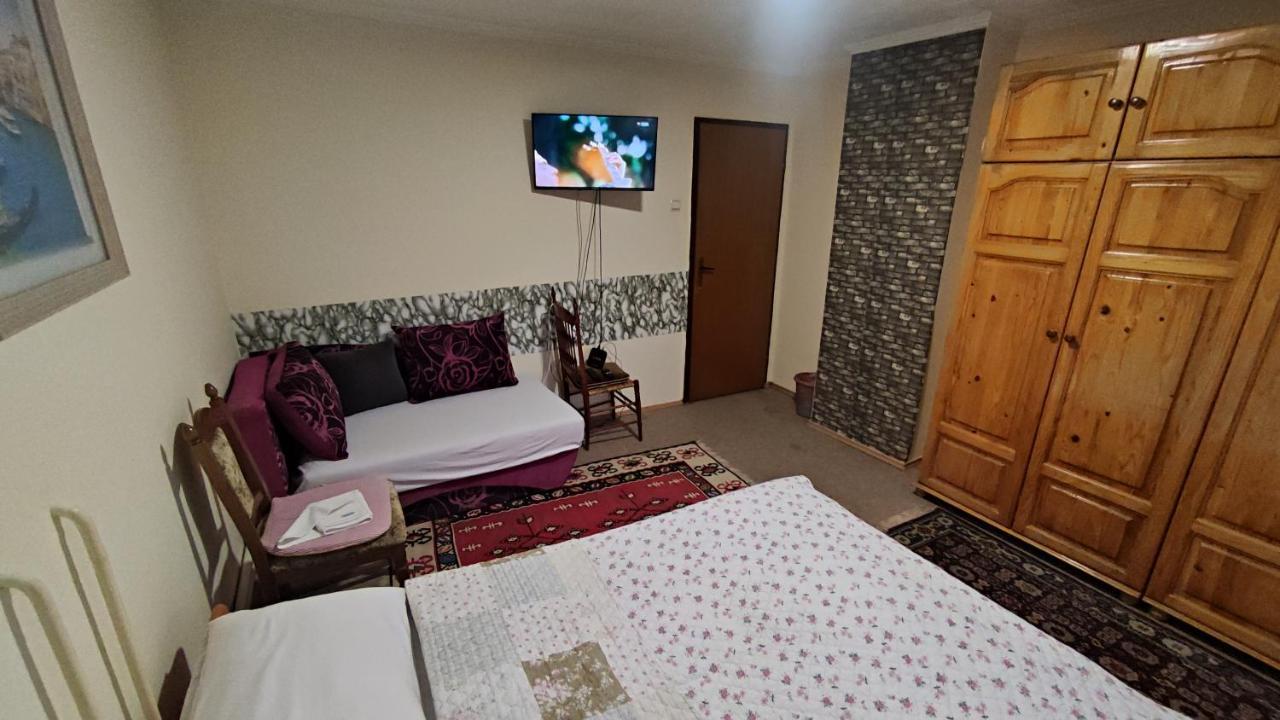 Curovac View Hotel Сараево Екстериор снимка
